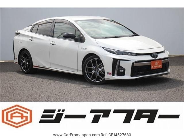 toyota prius-phv 2018 CFJ4527680 image 1