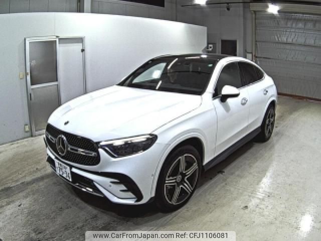 mercedes-benz glc-class 2024 quick_quick_3CA-254305_WW2543052F090079 image 1