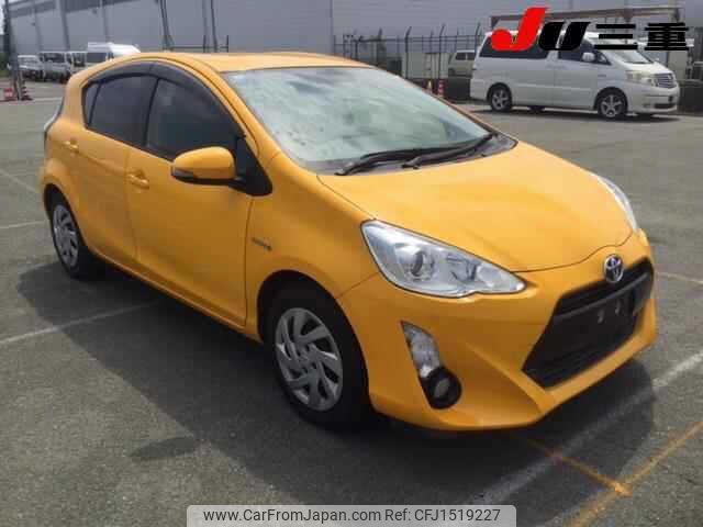 toyota aqua 2015 CFJ1519227 image 1