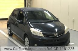 toyota vitz 2013 -TOYOTA--Vitz KSP130-2097666---TOYOTA--Vitz KSP130-2097666-