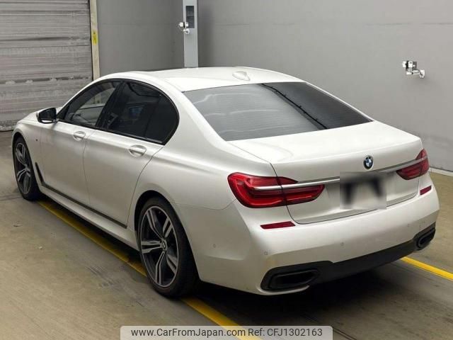 bmw 7-series 2017 quick_quick_DBA-7A30_WBA7A22000G764939 image 2