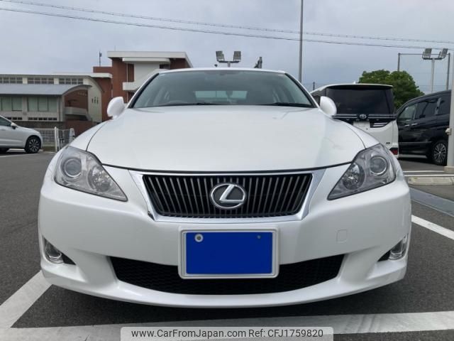 lexus is 2009 CFJ1759820 image 2