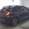 toyota c-hr 2017 quick_quick_DAA-ZYX10_ZYX10-2034956 image 6