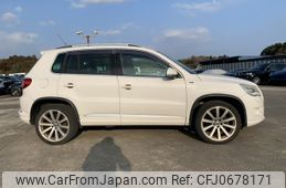 volkswagen tiguan 2011 NIKYO_WP21877