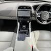 jaguar xe 2019 CFJ1794401 image 16