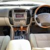 toyota land-cruiser-wagon 2005 -TOYOTA--Land Cruiser Wagon GH-UZJ100W--UZJ100-0156818---TOYOTA--Land Cruiser Wagon GH-UZJ100W--UZJ100-0156818- image 16