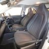 toyota yaris-cross 2020 CFJ1825579 image 6