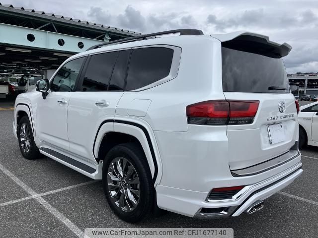 toyota land-cruiser 2022 CFJ1677140 image 2