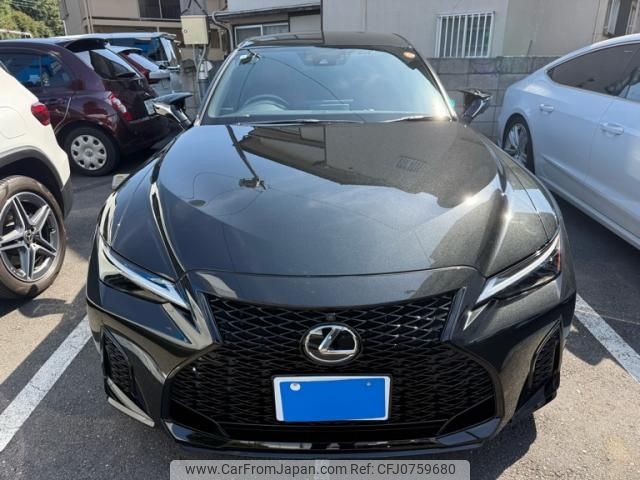 lexus is 2021 CFJ0759680 image 1