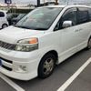 toyota voxy 2004 -TOYOTA--Voxy TA-AZR60G--AZR60-0290156---TOYOTA--Voxy TA-AZR60G--AZR60-0290156- image 1