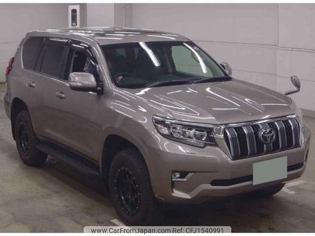 mitsubishi eclipse-cross 2018 CFJ1540991 image 1