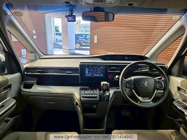 honda stepwagon 2017 quick_quick_DBA-RP1_RP1-1106960 image 2