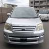toyota noah 2005 CFJ2546615 image 4