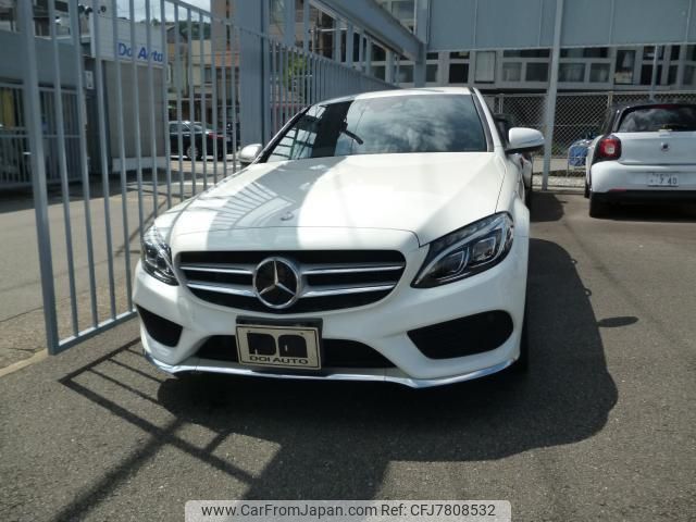 mercedes-benz c-class 2015 quick_quick_RBA-205045_WDD2050452R085600 image 1