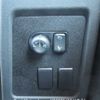 nissan dualis 2009 646828-Y2025040341F-21 image 11