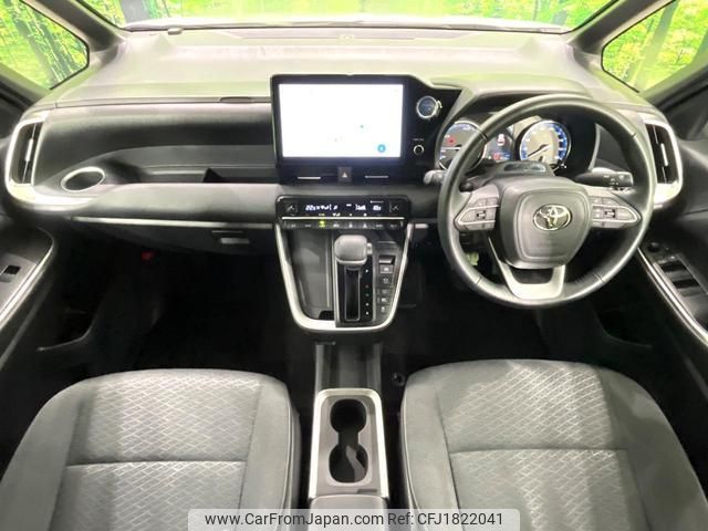 toyota voxy 2022 CFJ1822041 image 2