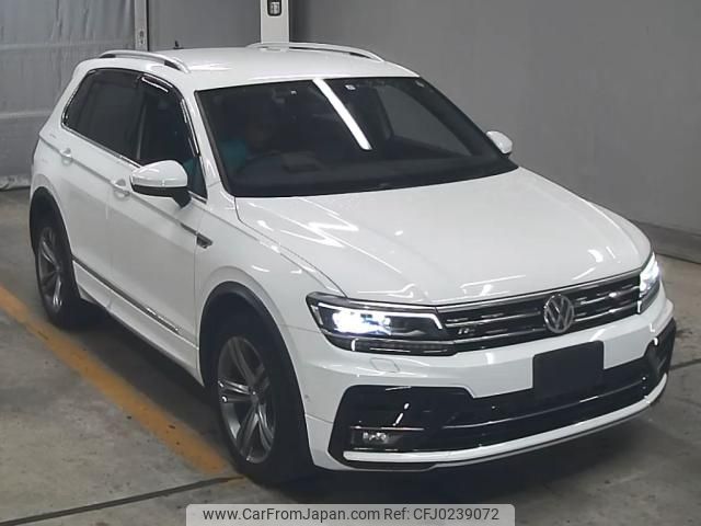 volkswagen tiguan 2019 -VOLKSWAGEN--VW Tiguan WVGZZZ5NZKW914327---VOLKSWAGEN--VW Tiguan WVGZZZ5NZKW914327- image 1