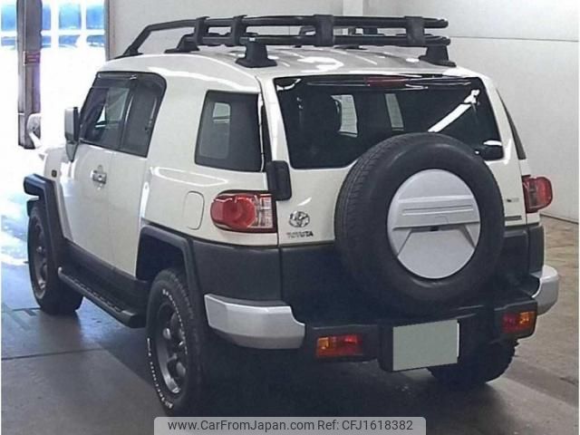 toyota fj-cruiser 2011 CFJ1618382 image 2