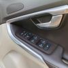 volvo v40 2013 CFJ1569430 image 40