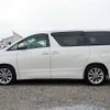 toyota vellfire 2009 F00689 image 10