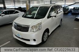 toyota noah 2012 AF-ZRR70-0470426