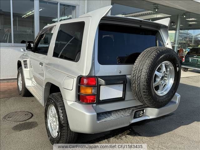 mitsubishi pajero 1998 CFJ1583435 image 2