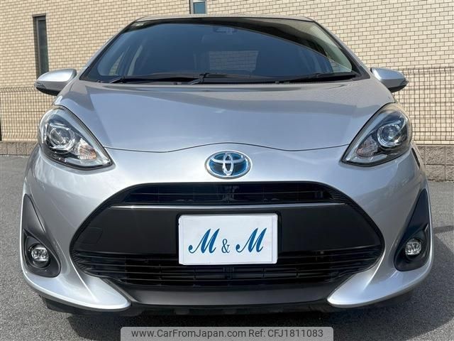 toyota aqua 2017 CFJ1811083 image 2