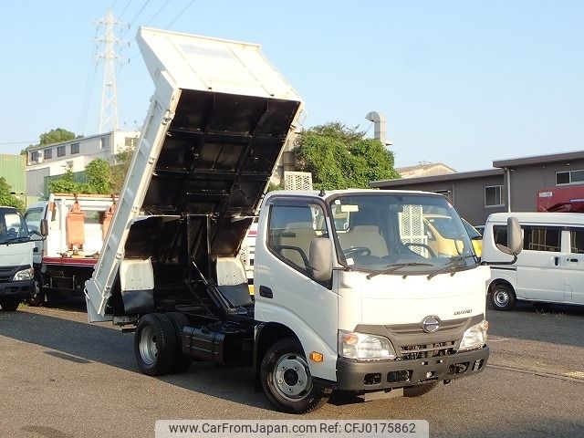 hino dutro 2016 -HINO--Hino Dutoro TKG-XZU610T--XZU610-0002672---HINO--Hino Dutoro TKG-XZU610T--XZU610-0002672- image 1