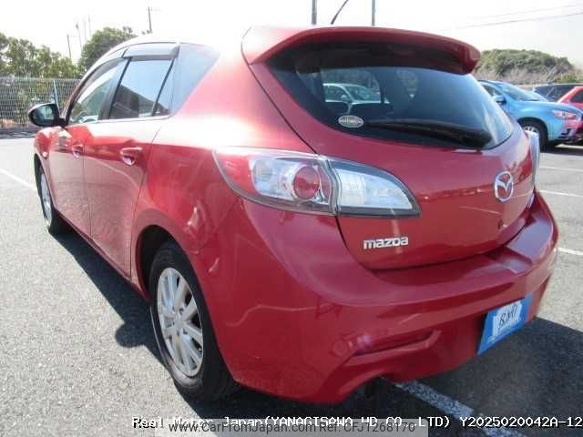 mazda axela undefined 3282185-Y2025020042A-12 image 2