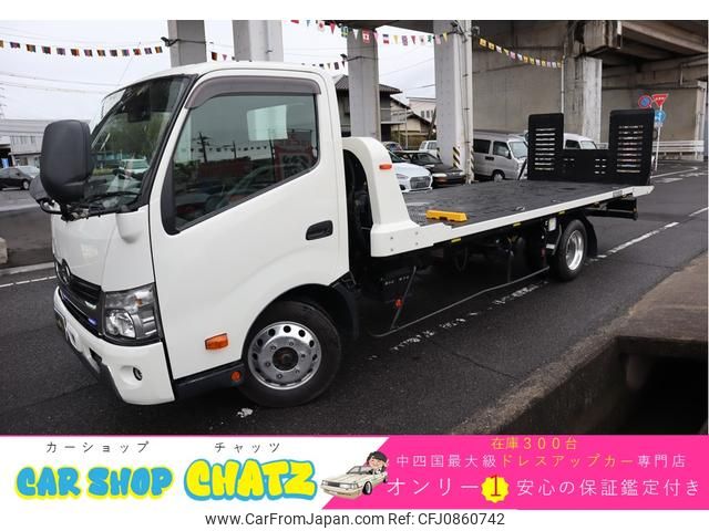 hino dutro 2019 GOO_NET_EXCHANGE_1020675A30250301W002 image 1