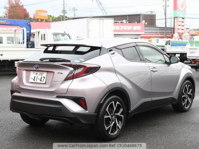 toyota c-hr 2018 quick_quick_DAA-ZYX10_2116057 image 2