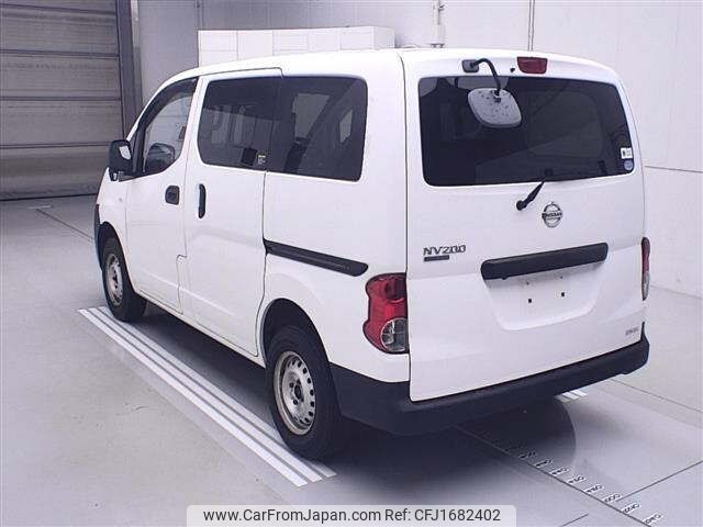 nissan nv200-vanette 2018 CFJ1682402 image 2