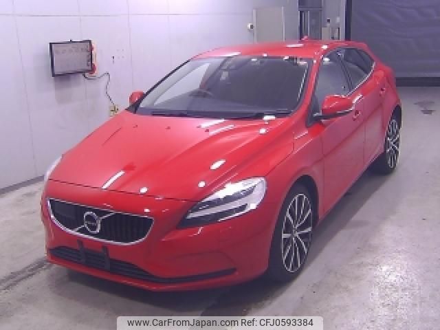 volvo v40 2018 quick_quick_LDA-MD4204T_YV1MVA8RDJ2472400 image 1