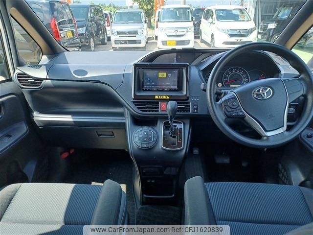 toyota noah 2020 CFJ1620839 image 2