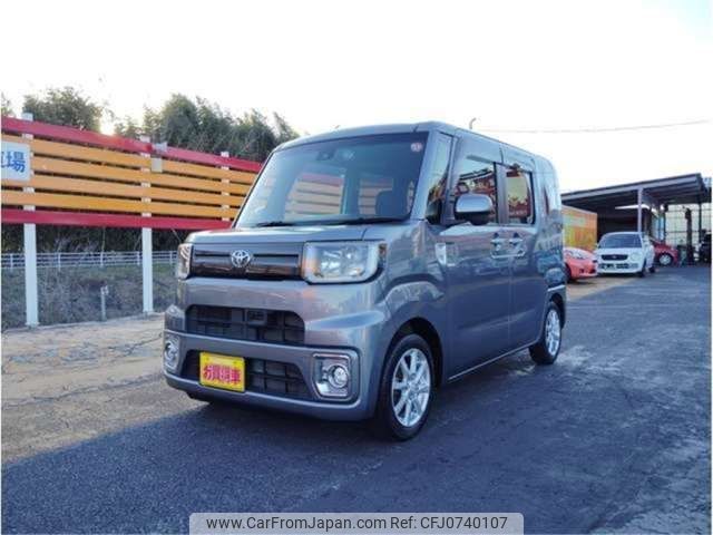 toyota pixis-mega 2016 -TOYOTA--Pixis Mega DBA-LA700A--LA700A-0007059---TOYOTA--Pixis Mega DBA-LA700A--LA700A-0007059- image 1