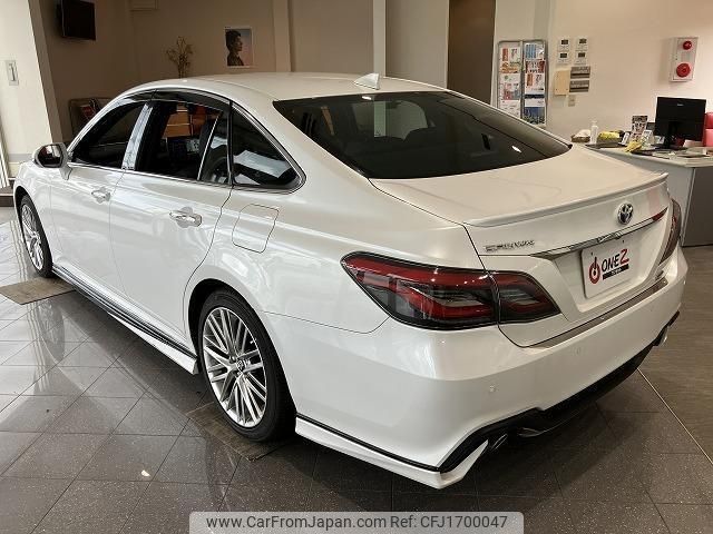 toyota crown 2021 CFJ1700047 image 2