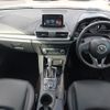 mazda axela 2016 CFJ1810324 image 2