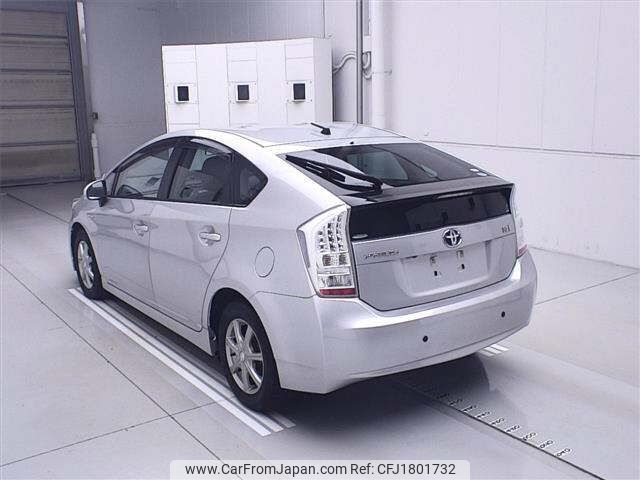toyota prius 2011 CFJ1801732 image 2
