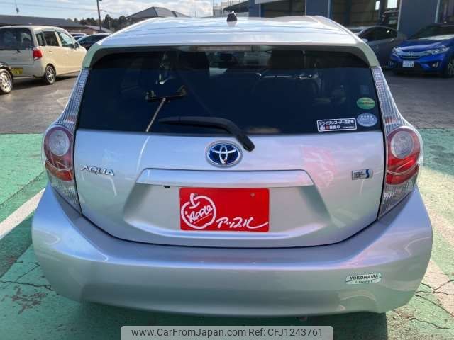 toyota aqua 2012 -TOYOTA--AQUA DAA-NHP10--NHP10-2037166---TOYOTA--AQUA DAA-NHP10--NHP10-2037166- image 2
