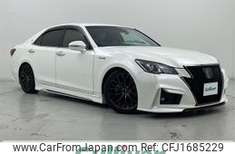 toyota crown 2018 CFJ1685229