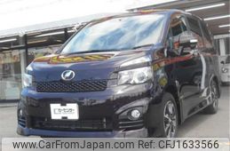 toyota voxy 2010 CFJ1633566