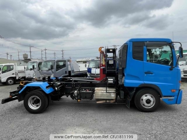 nissan diesel-ud-condor 2016 CFJ1811199 image 2