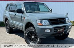 mitsubishi pajero 2000 75
