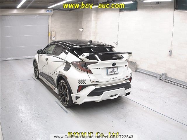 toyota c-hr 2018 CFJ1722543 image 2