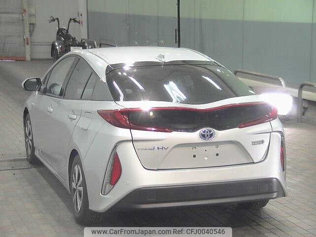 toyota prius-phv 2017 -TOYOTA--Prius PHV ZVW52--3014062---TOYOTA--Prius PHV ZVW52--3014062- image 2