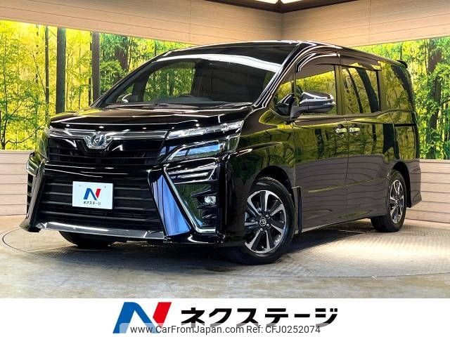 toyota voxy 2018 -TOYOTA--Voxy DBA-ZRR80W--ZRR80-0421701---TOYOTA--Voxy DBA-ZRR80W--ZRR80-0421701- image 1