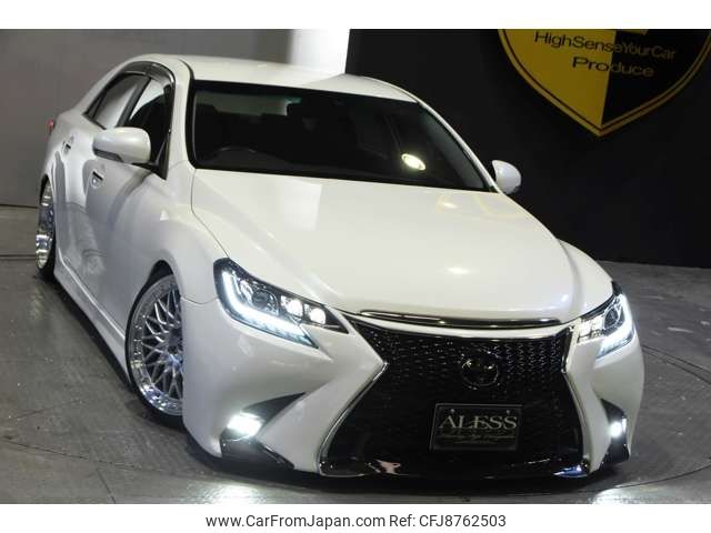 Used TOYOTA MARK X 2012/Sep CFJ8762503 in good condition for sale