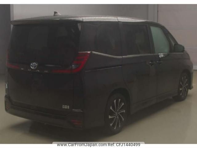 toyota noah 2023 quick_quick_6AA-ZWR90W_0117125 image 2
