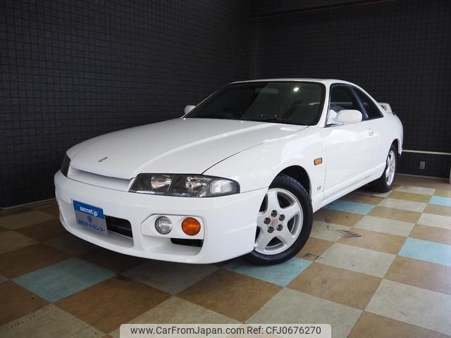 nissan skyline 1997 quick_quick_E-ECR33_ECR33-132550 image 1