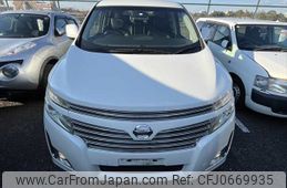 nissan elgrand 2012 NIKYO_SB42918